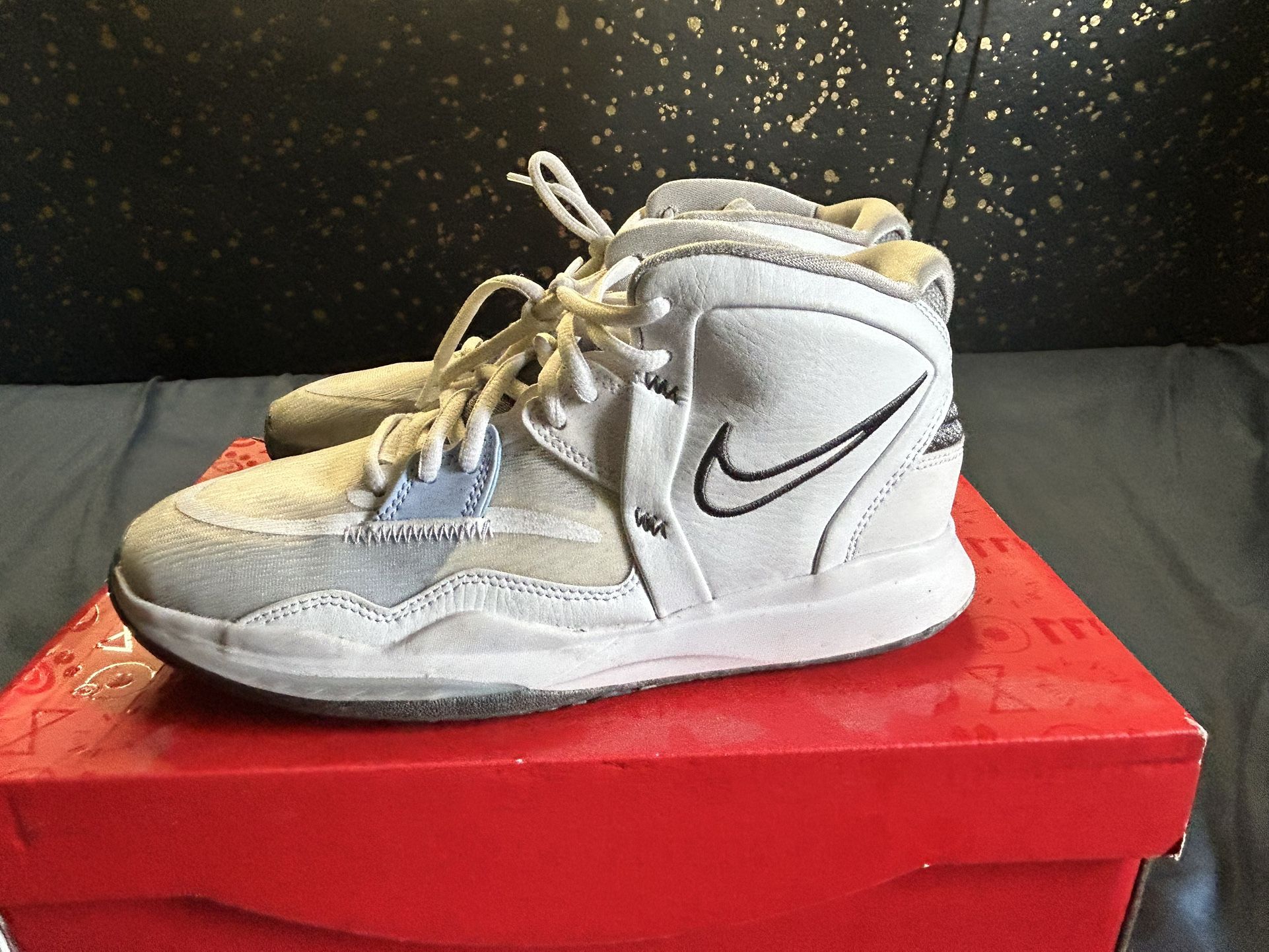 Kyrie Infinity Size 7