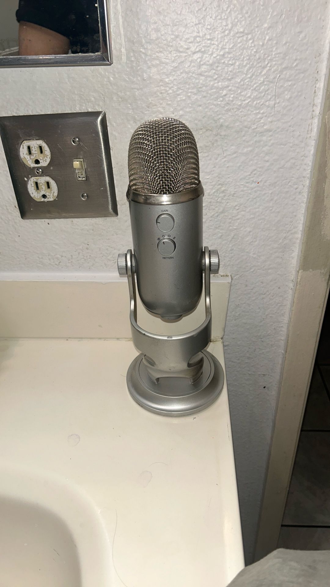 THX Blue Microphone