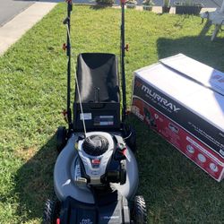 MURRAY LAWN MOWER 22” SELF PROPELLED 