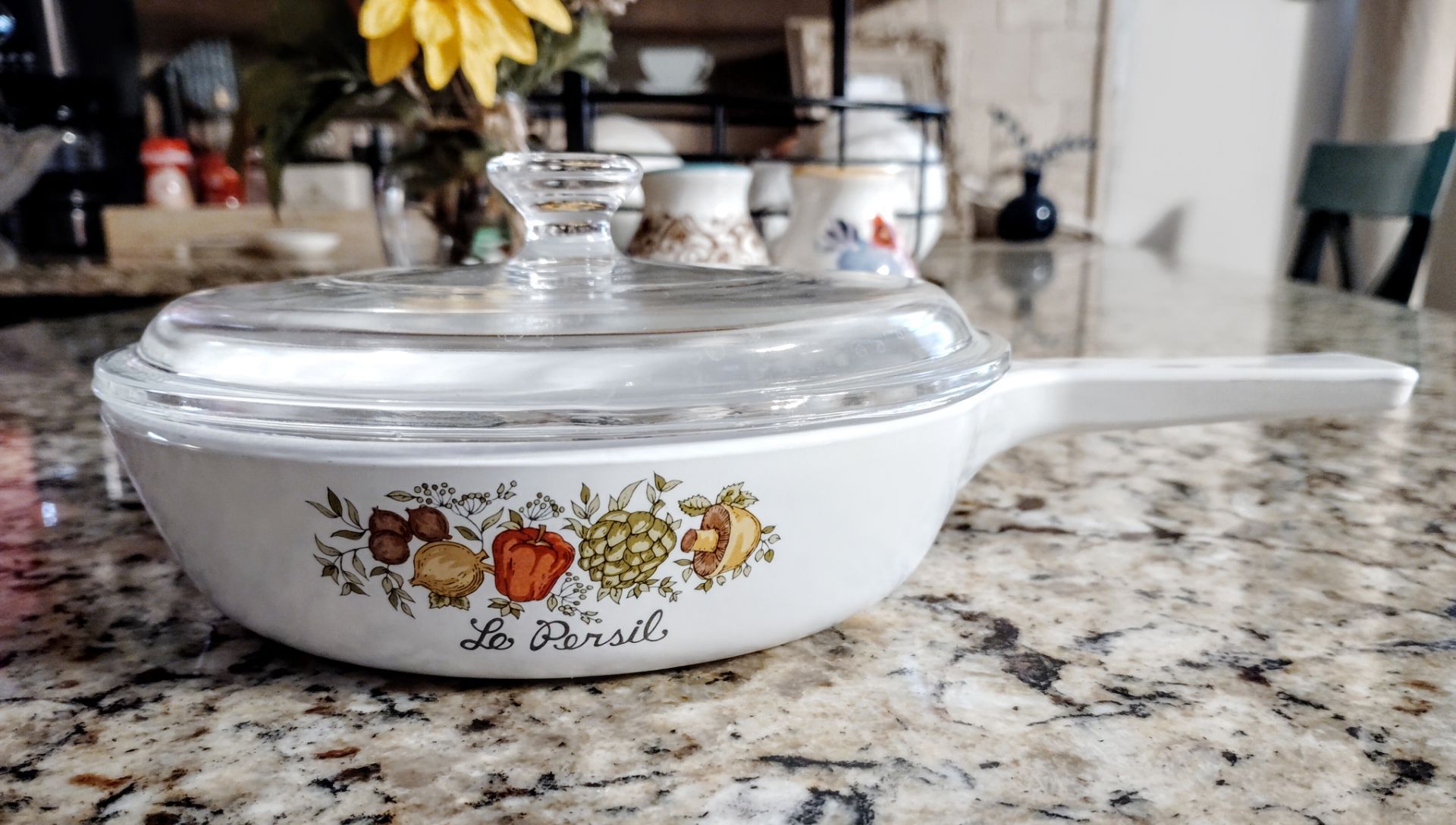 VINTAGE CORNINGWARE LE PERSIL SPICE OF LIFE SKILLET/SAUCE PAN P-83-B W/PIREX LID 6.5"