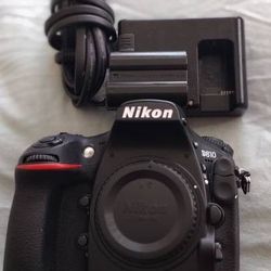 Nikon DSLR camera body only full frame D810

