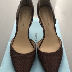New Antonio Melani Brown Heels Size 9