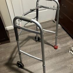 Sunrise medical collapsible, senior walker