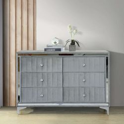 Velvet Dresser assembled ensamblado