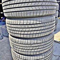 225 55 17 Michelin Tires Con 80% de Vida Las 4tires