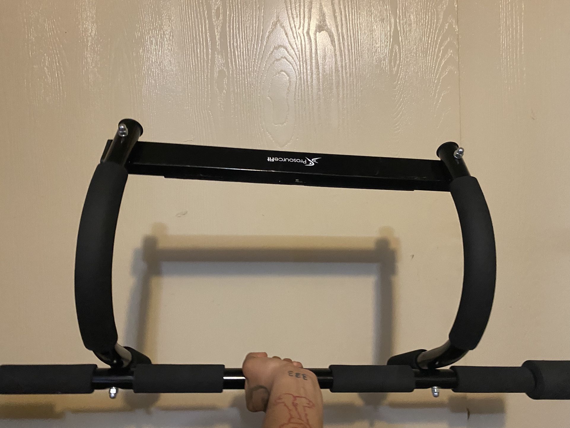 Pull Up Bar