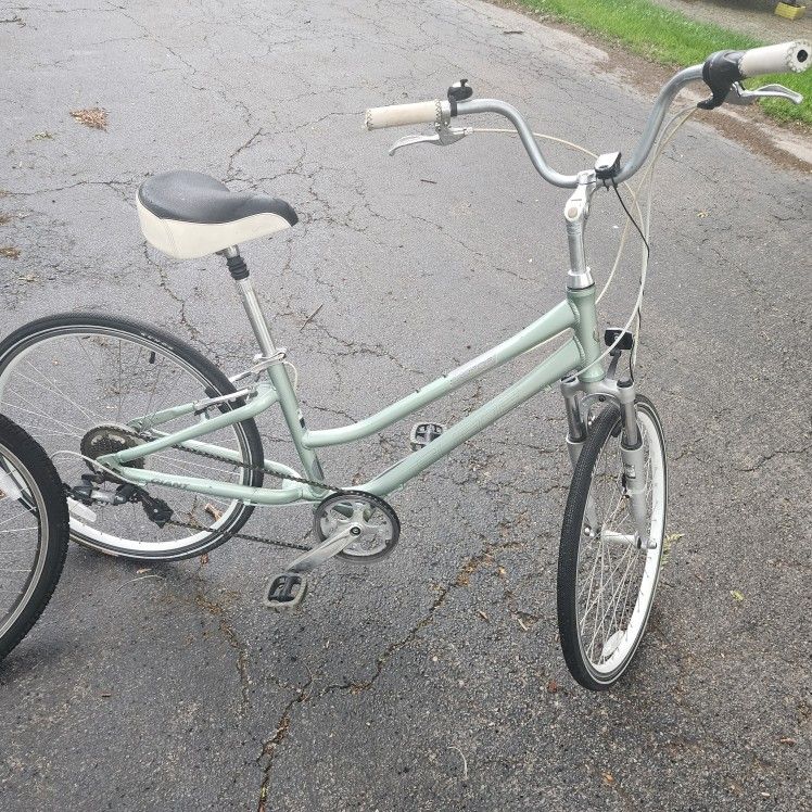 Ladies Comfort Bike