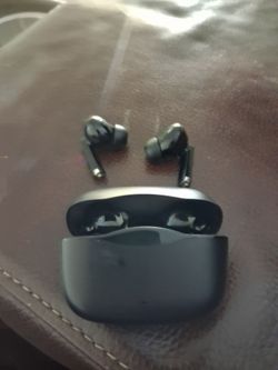 JVC Earbuds black