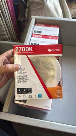 New: New: Utlitech LED 2700K Square Recessed Retrofit Downlight, Size: 4” Housing.