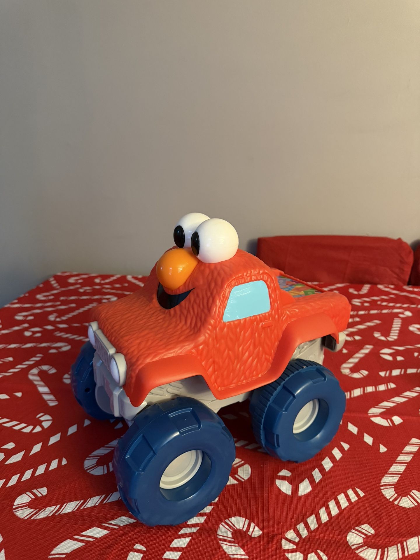 Giggle & Go Elmo Monster Truck 
