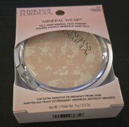 *NEW* Physician's Formula Mineral Wear Pressed Powder - Translucent