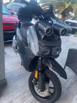 Venta de moto / scooter 150/ 168 cc EFI