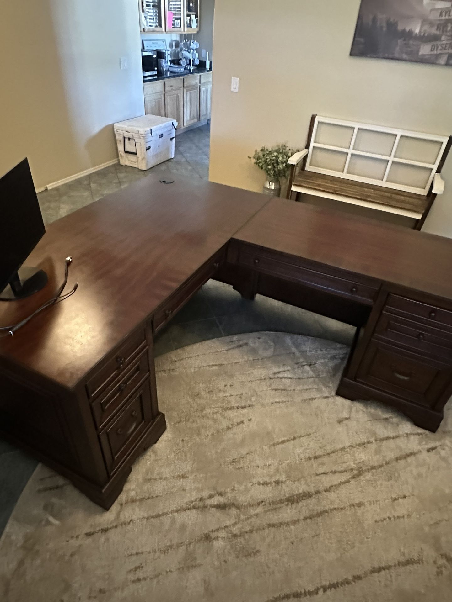 Office Furniture Set