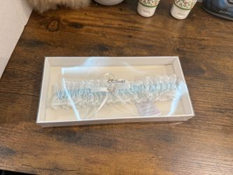 New Never Used White And Blue Garter 