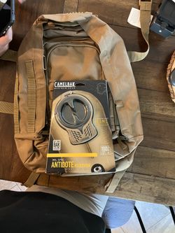 Advantage Wear & Gear Camelback With Reservoir