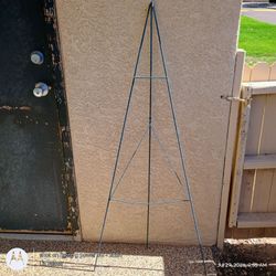 TOMATO TRELLIS 53" × 14"