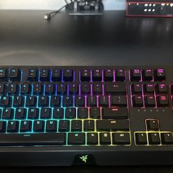 Razer Black widow Mechanical Gaming Keyboard 2019 - RGB Chroma, Green Switches 