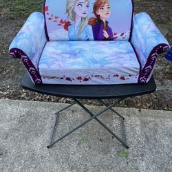 Frozen 2 Elsa and Anna mini chair/chaise lounger chair. Fair