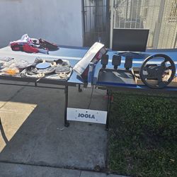 Joola Ping Pong table w/all the accessories