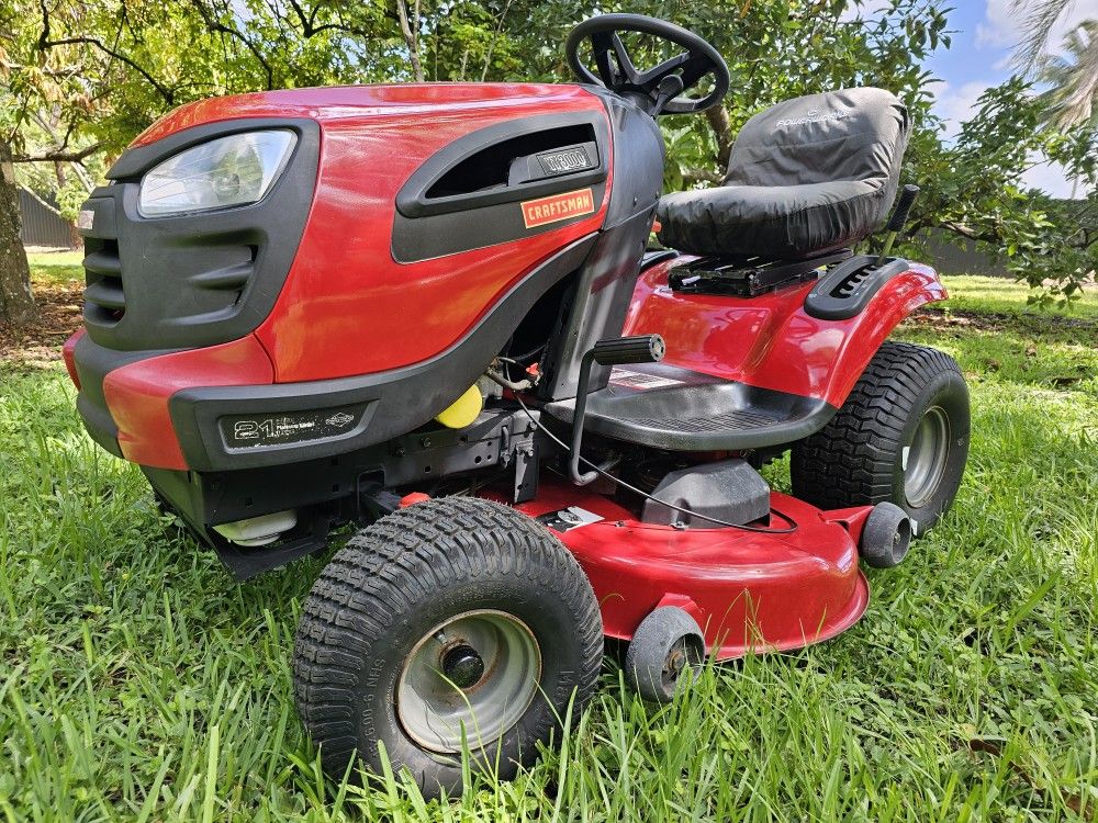 Craftsman Lawnmower Tractor. 46", Excellent Condition.