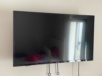 Insignia 43” Flat Screen TV – Wall Mounted HDTV