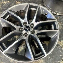 1X ONLY ONE Rim Ford Mustang 20 FR3Z1007D FR3Z1K007A OEM Factory 10039 (USED)