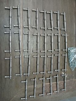 Kitchen Cabinet Knobs Lot All For $10