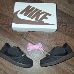 Jordan 1 Low Velvet Brown Travis scott