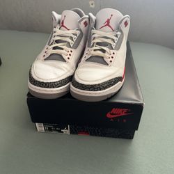 Air Jordan 3 retro fire red- black size 11 come with box $120