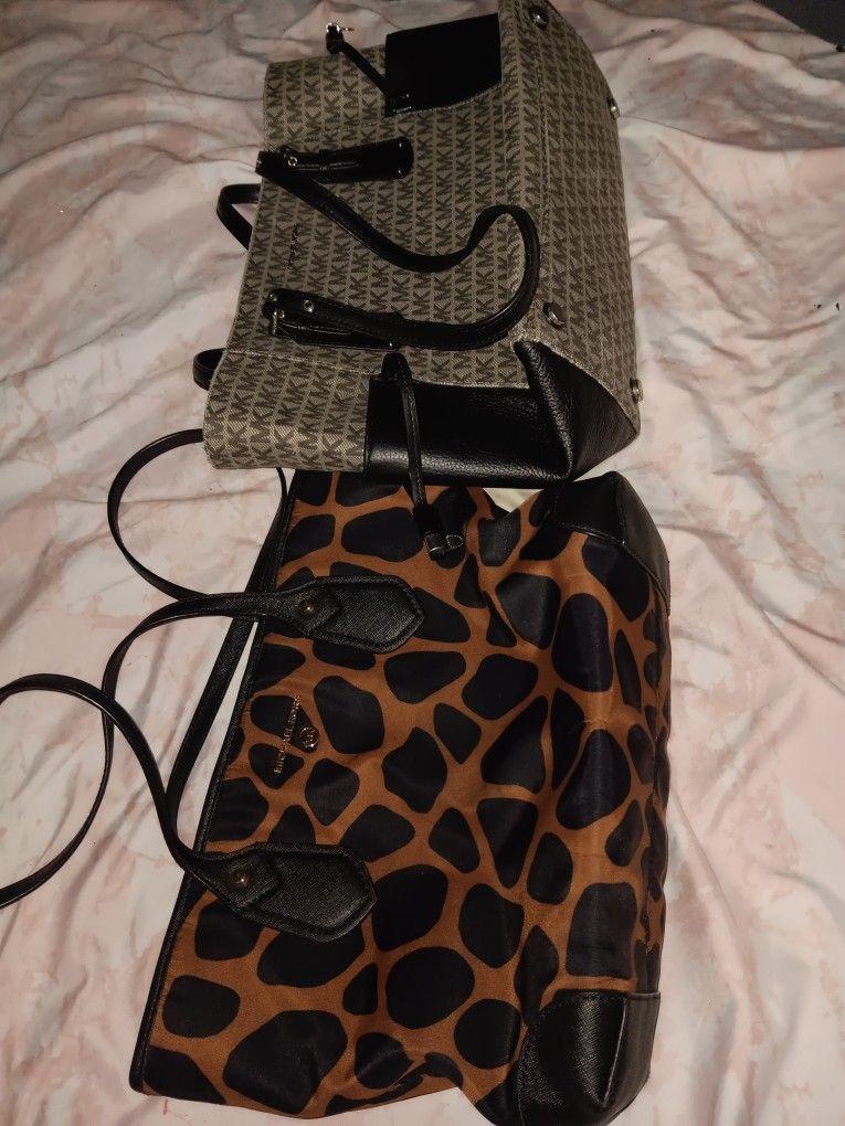 Mk Purses In Very Good Conditions