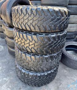 🔱🌀 35 x 12 50 R 18 Toyo MT en perfectas condiciones de Vida