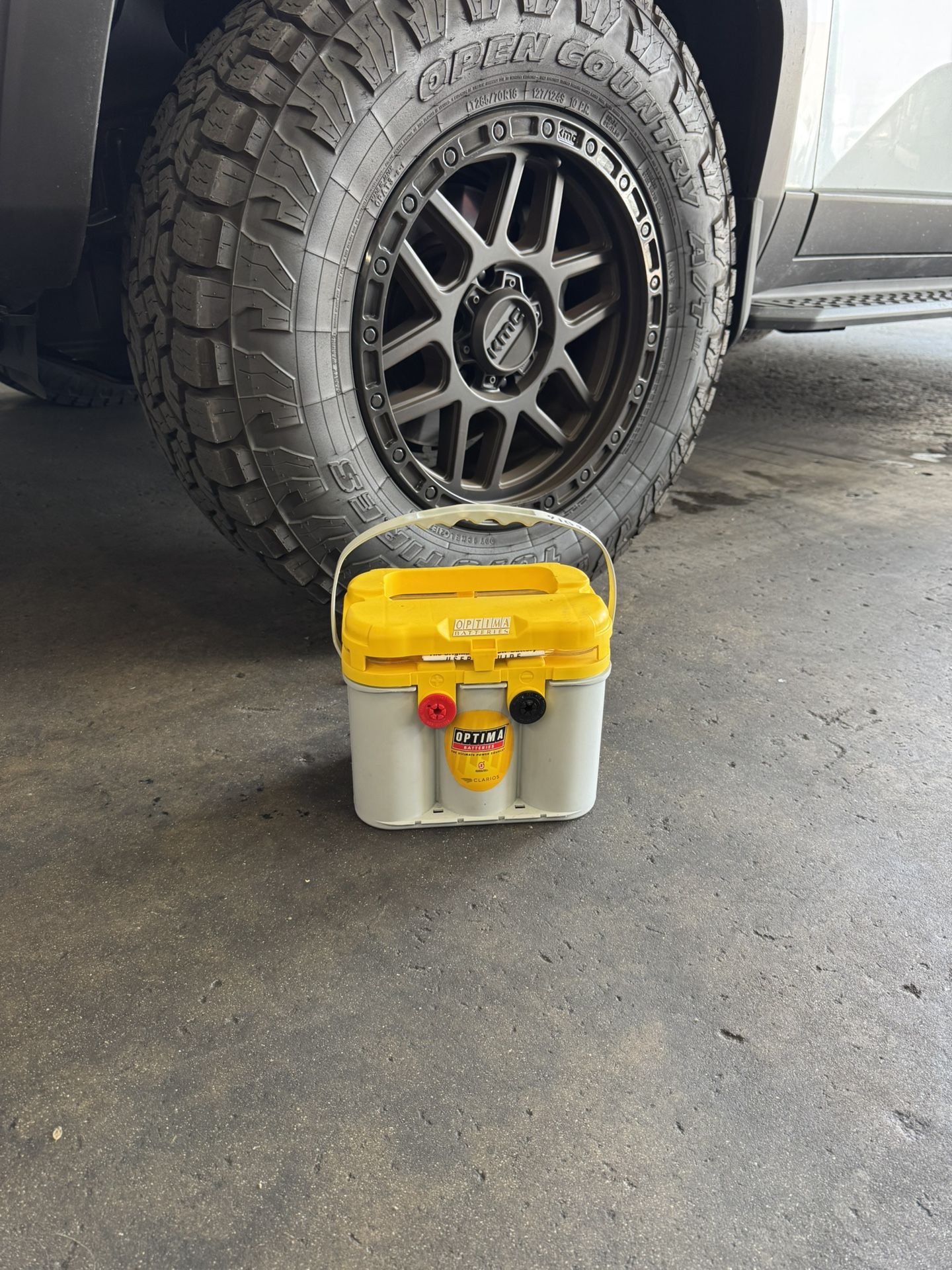 OPTIMA Batteries OPT8014-045 8014-045 D34/78 Yellow Top Dual Purpose car truck Battery. Bateria Para Carro o Camioneta Model 34 78 Universal with Top