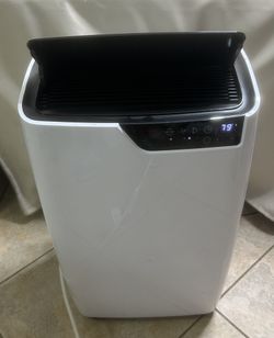 ❄️ Portable Air Conditioner 12,000 BTU  Cold A/C – Works Great – Strong Cooling  💰 Price: $200 OBO  Needs Window Kit Cheap Easy Fix