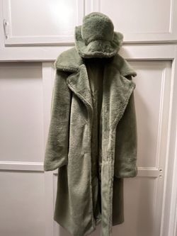 Current Mood VIRTUAL INSANITY FAUX FUR COAT AND HAT