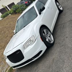 2016 Chrysler 300