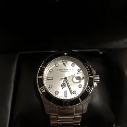 BEST OFFER* Watch, Swiss Quartz, Day Dial 