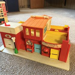 Fisher price family village