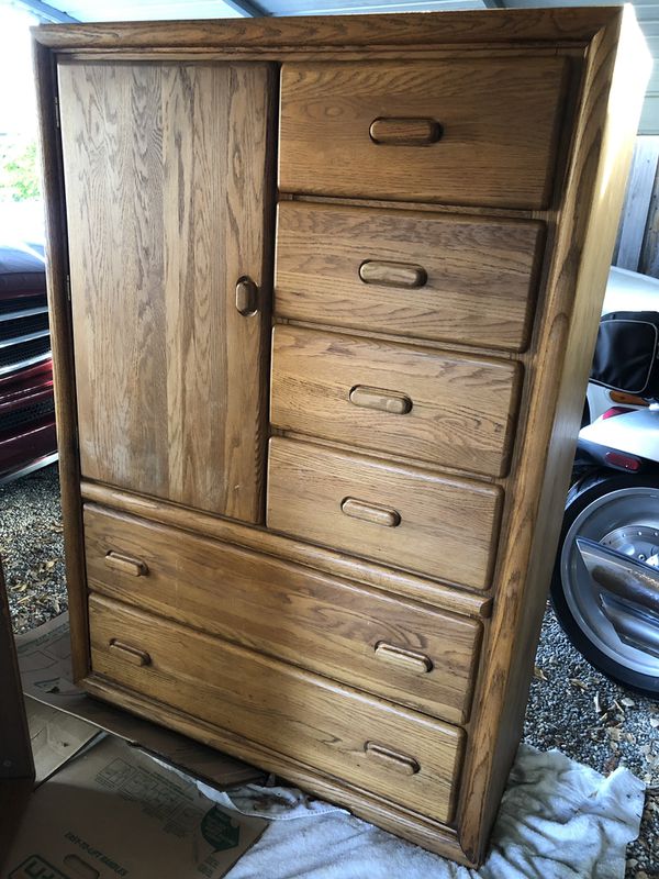 Solid Oak Armoire Good Quality Excellent Condition For Sale In