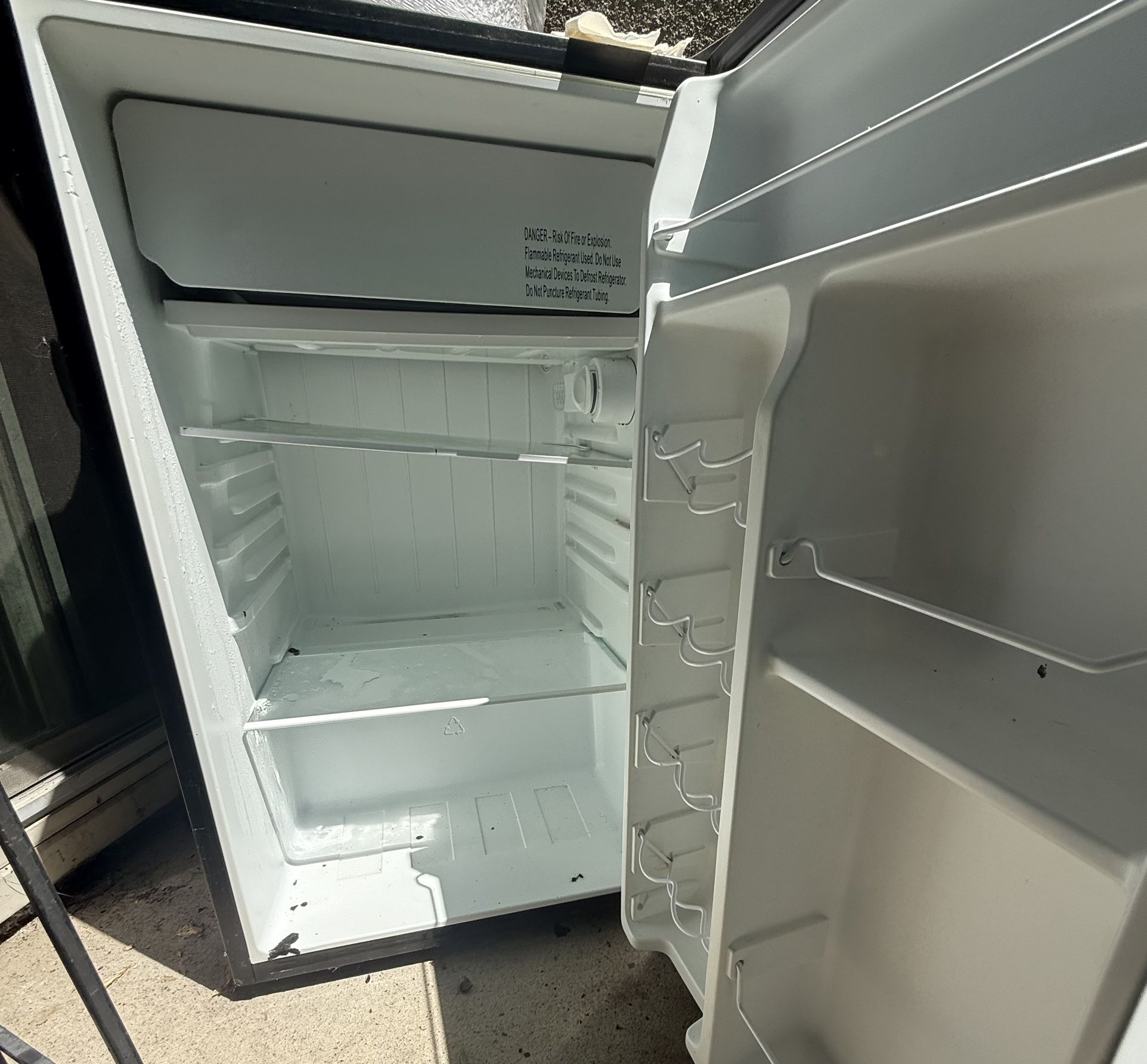Mini Fridge
