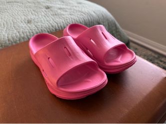 Hoka ORA Recovery Slide 3