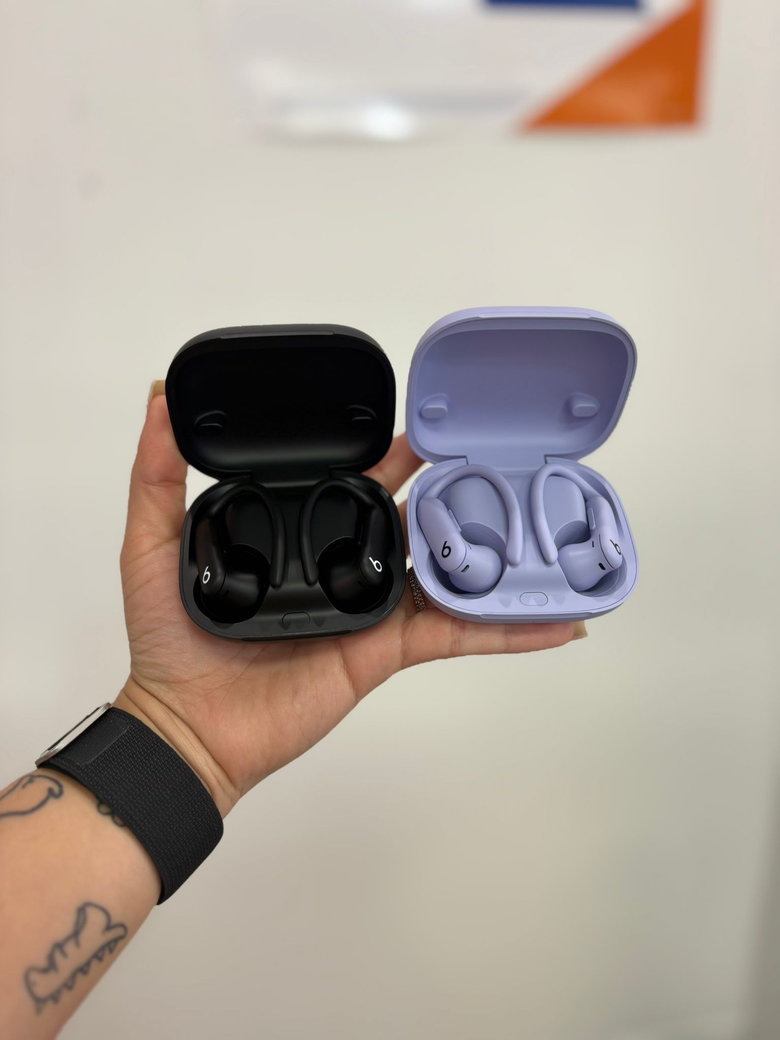 Power Beats 2 Brand New Just No Box