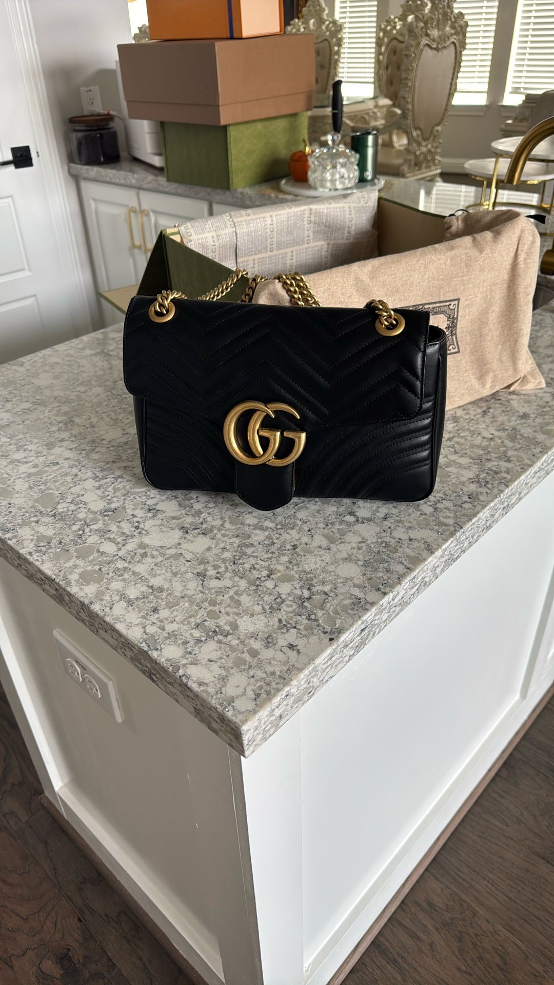 Gucci Bag Black And Gold Chain