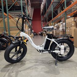 Folding electric bicycle