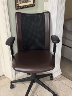 Gaming chair