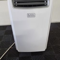 Black+Decker BPACT14WT Portable Air Conditioner 14,000 BTU for