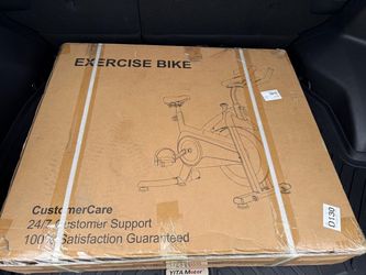 Bicicleta fija para ejercicio