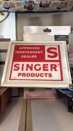 Singer vintage feather weight sewing machine