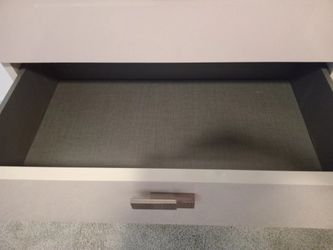 Brown Dresser With 5 Drawers 