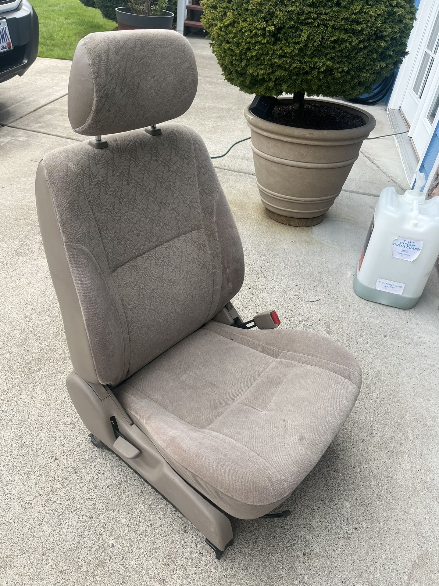 1st Gen Tacoma Tan Passenger Seat