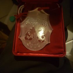 Disney Waterford 2000  Ornament